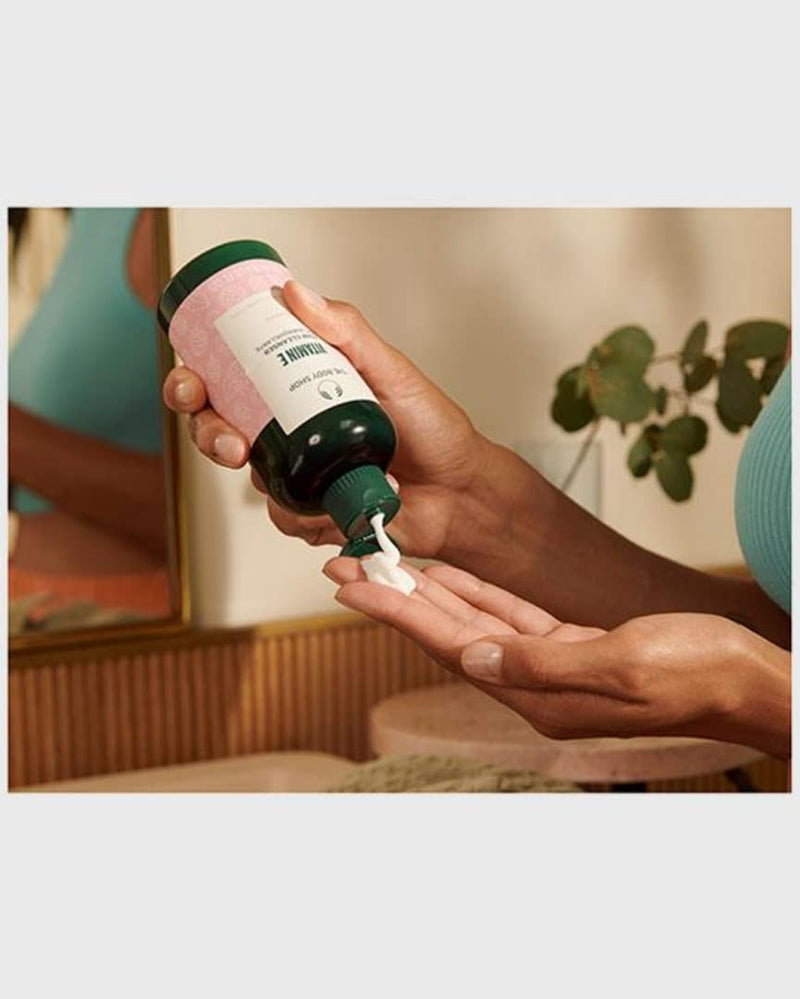 The Body Shop Vitamin E Cleanser Cream 250ml
