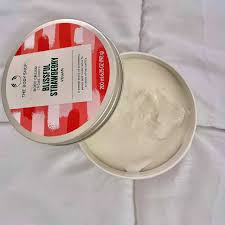 The Body Shop Body Blissful Strawberry Cream 200ml