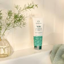 Body Shop Tea Tree 3-in-1 Wash Scrub Mask